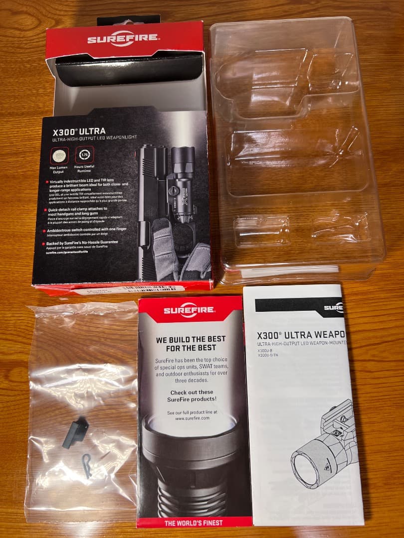 【実物】SUREFIRE X300 ULTRA LEDフラッシュライト