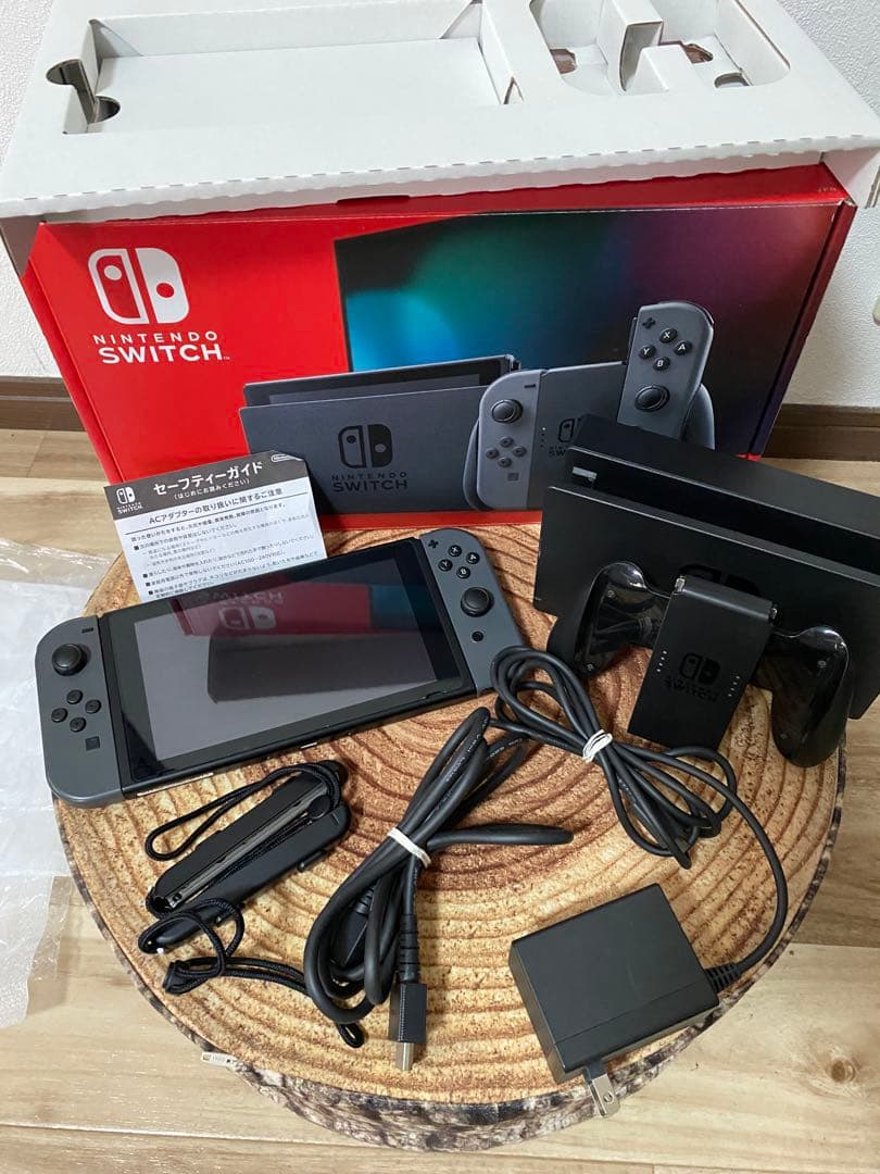 Nintendo Switch ニンテンドースイッチ本体　グレー ⑧