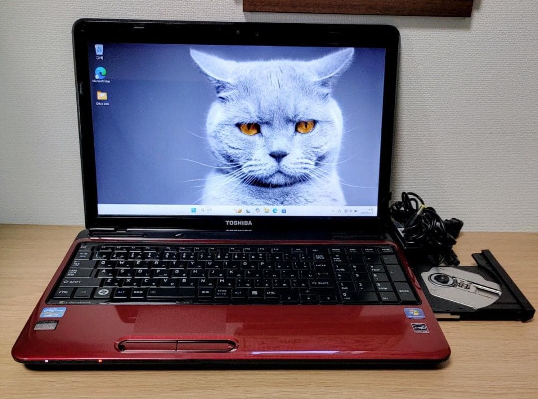 TOSHIBA dynabook Corei7 メモリ16GB SSD512GB