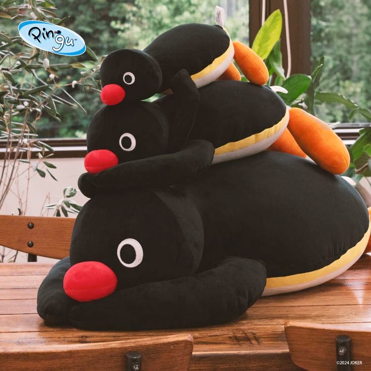 Pingu　寝そべり ぬいぐるみ 1等