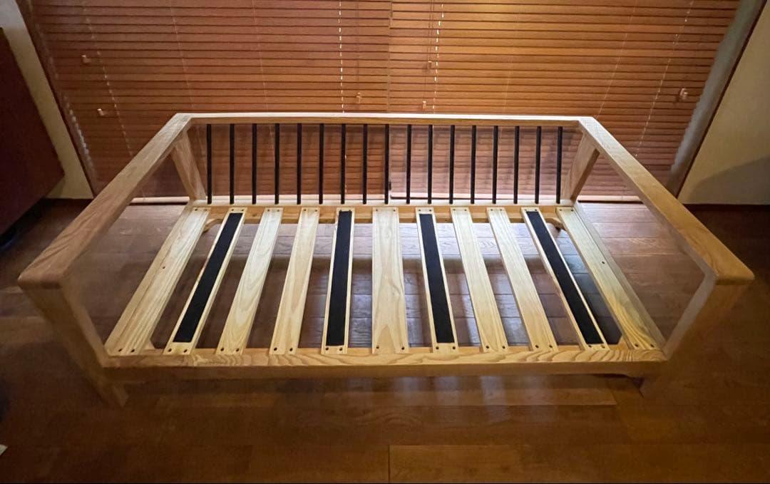 関家具　ノラ　ダーマ　2P ソファ　使用4ヶ月　スーパーレザーテックス　北欧