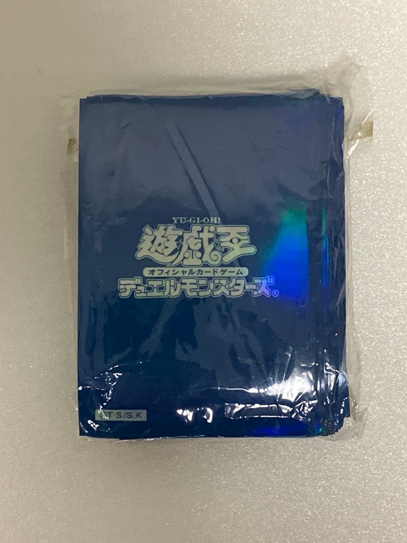 遊戯王 スリーブ 初期 ロゴ 青 ブルー 機械の叛乱 62枚