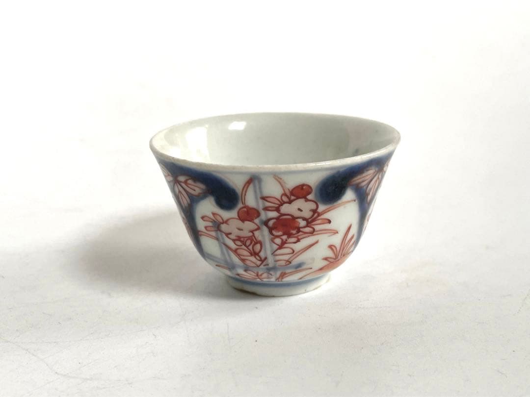 骨董　アンティーク　古伊万里　輸出伊万里　色絵　猪口　盃　酒器　カップ　輸出手