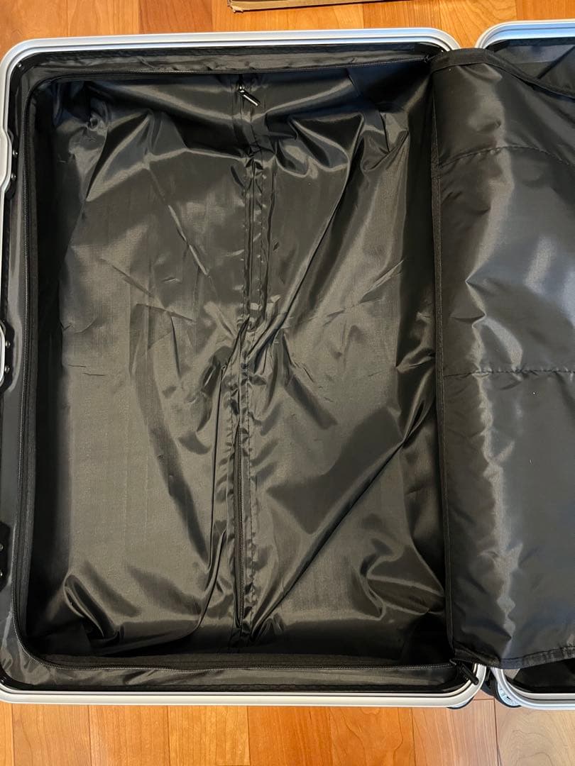 シルバー キャリーケース 大型　7泊〜10日用