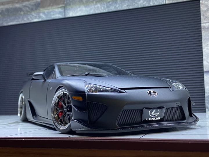 AUTOart Signature 1/18 LEXUSレクサスLFA カスタム