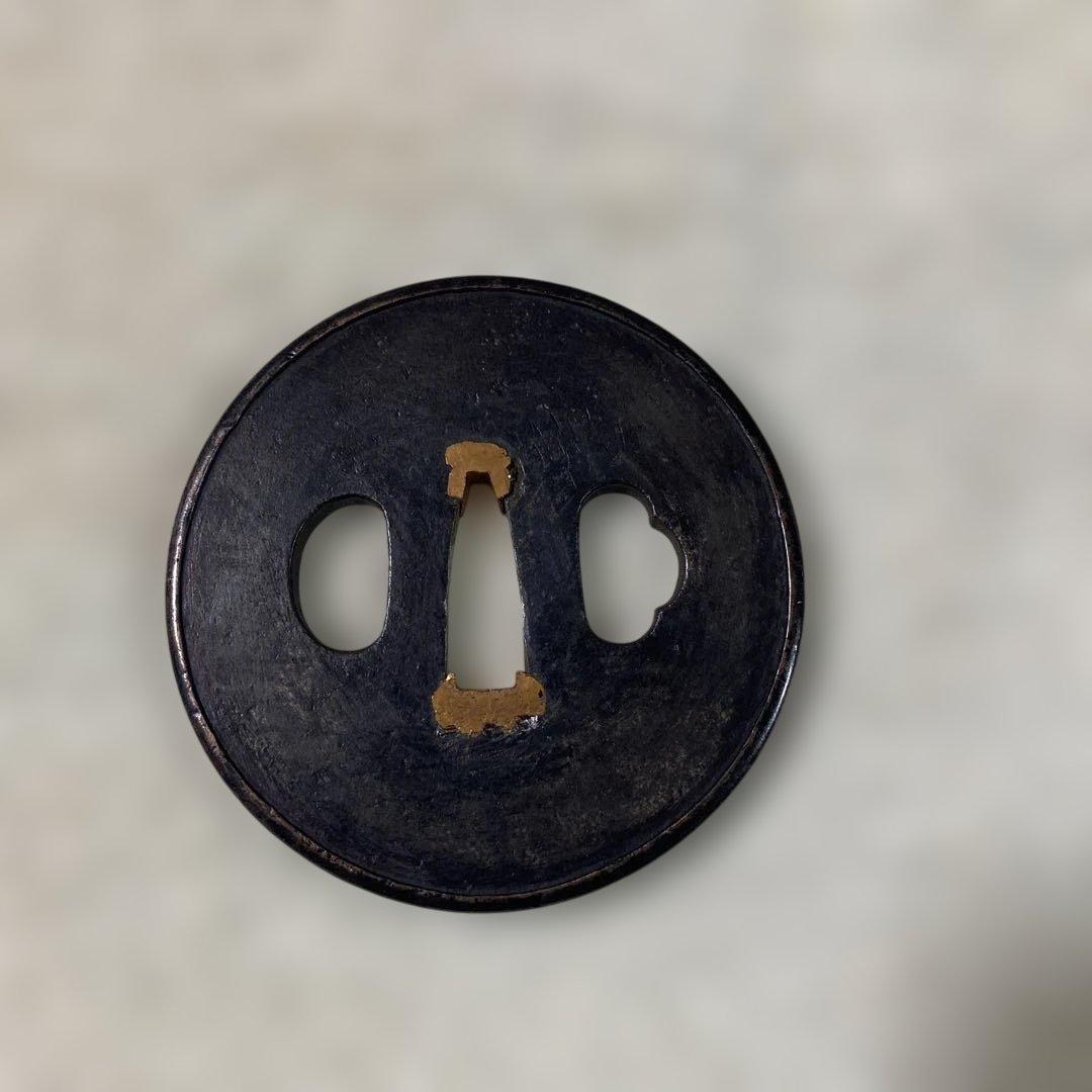 B–12 鍔　つば　鉄製　木箱付き　武具　刀装具　アンティーク　美術品　工芸品