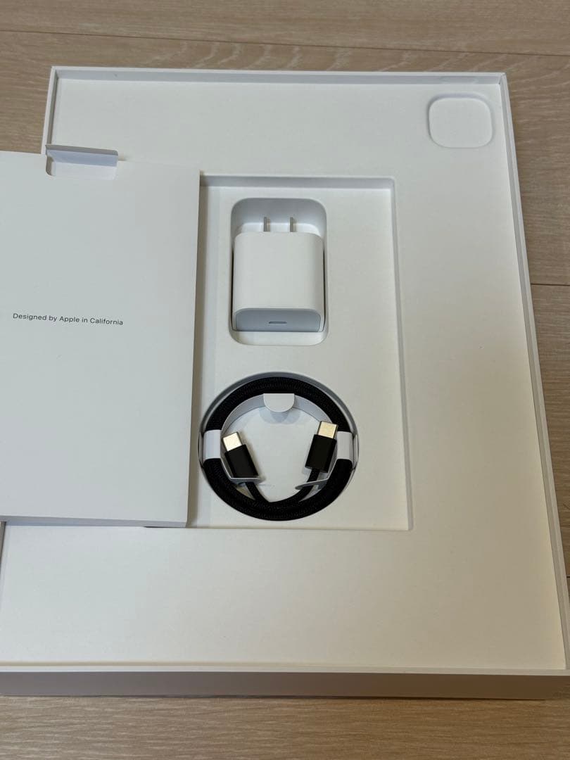 iPad Pro 13インチ256GB Cellularスペースブラック 極美品