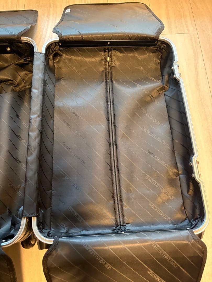 ゼロハリバートン　二輪　美品