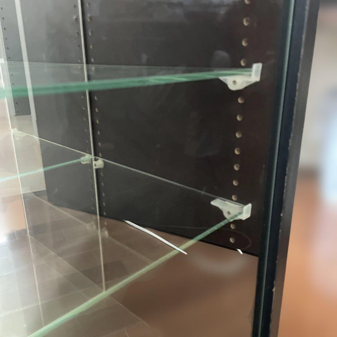 ディスプレイ　キャビネット　コレクション　フィギュア　飾り棚　食器