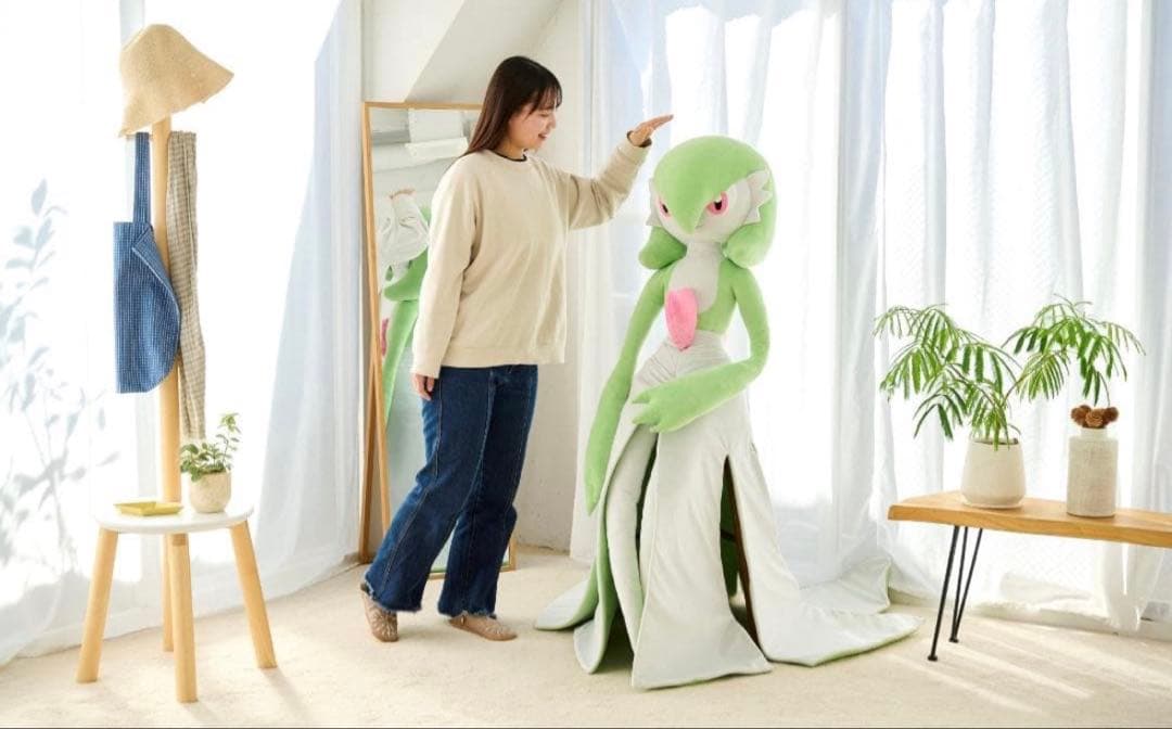 ポケモンセンター　サーナイト　等身大ぬいぐるみ