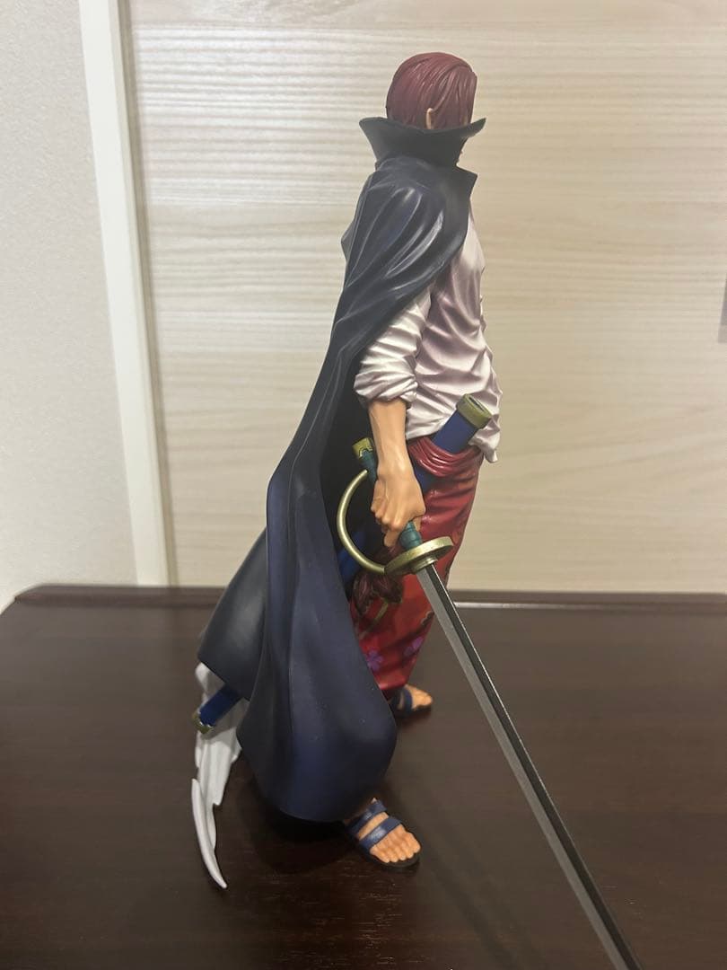 ワンピース　バンプレくじ　シャンクス　A賞