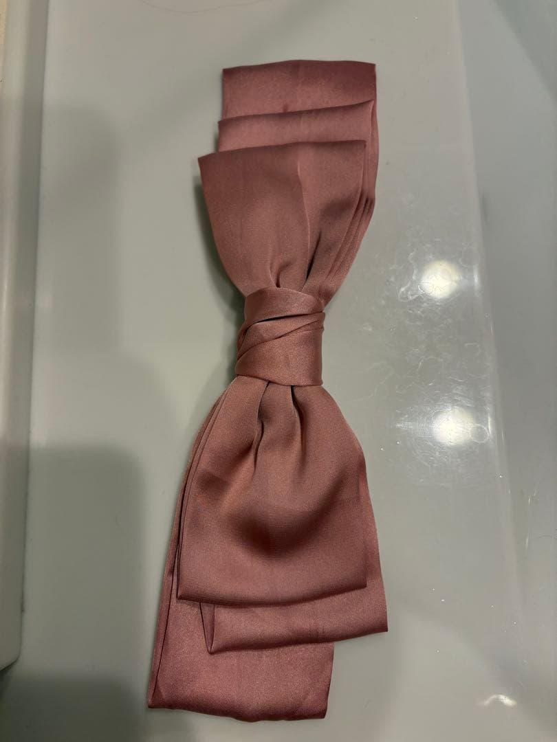 キヨコハタ風ピンクオフショルダーカラードレス。大きめリボン髪飾り➕ティアラ付き