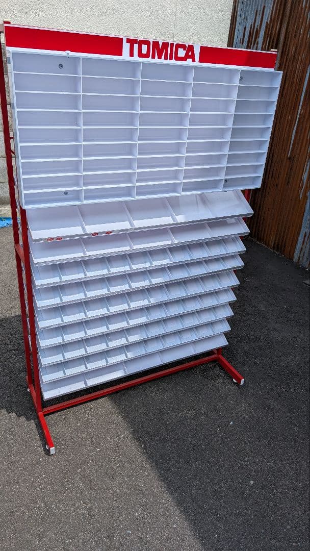 TOMICA販売用　什器　ディスプレイラック　非売品