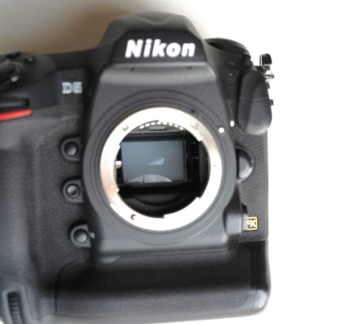 Nikon D5 一眼レフカメラ