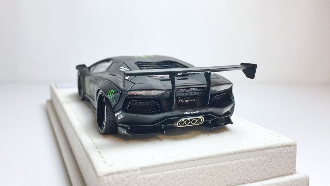 Fuelme 1/43 アヴェンタドール メイクアップ イグニッションモデル