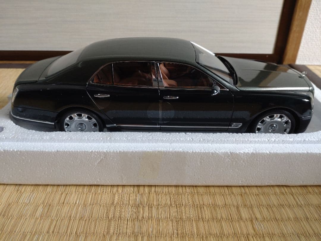 ベントレーミュルザンヌ　Almost Real　1/18