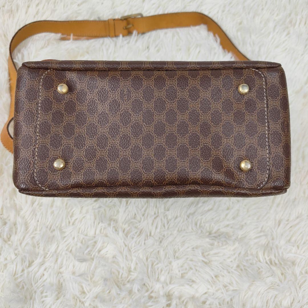 本日限定価格　セリーヌ　ショルダーバッグ　ボックス型　マカダム　トリオンフ