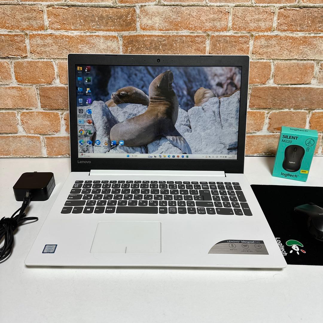 美品　LENOVOノート PC ホワイト　高速起動SSD Windows 11