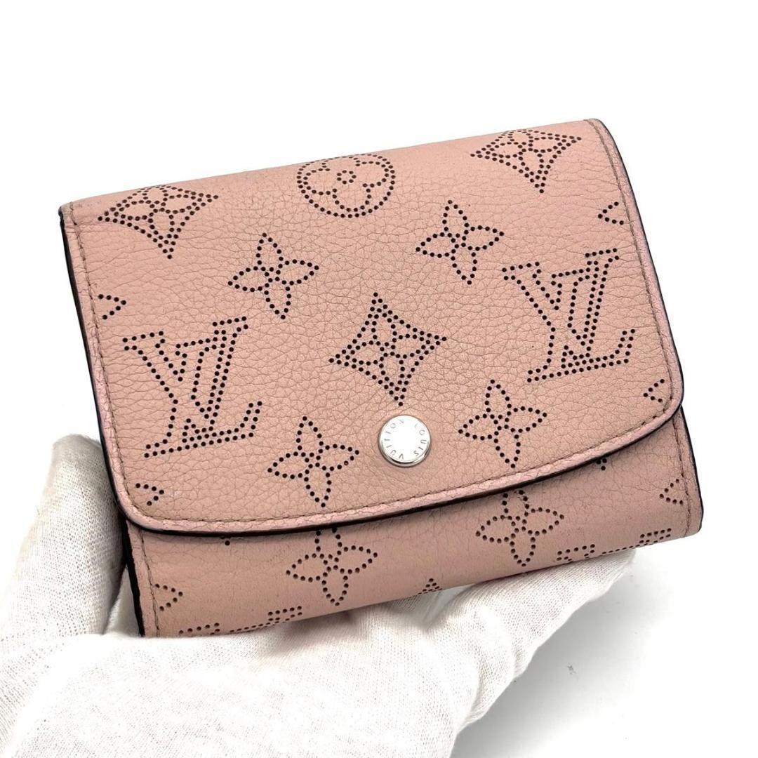 ルイヴィトン マヒナ ポルトフォイユ イリス コンパクト ピンク 二つ折り財布