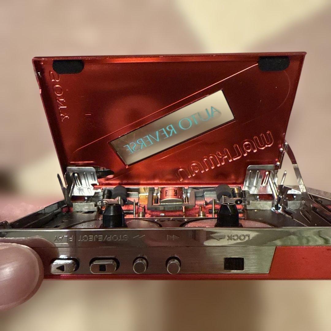 SONY WM-102 カセットプレーヤー レッド