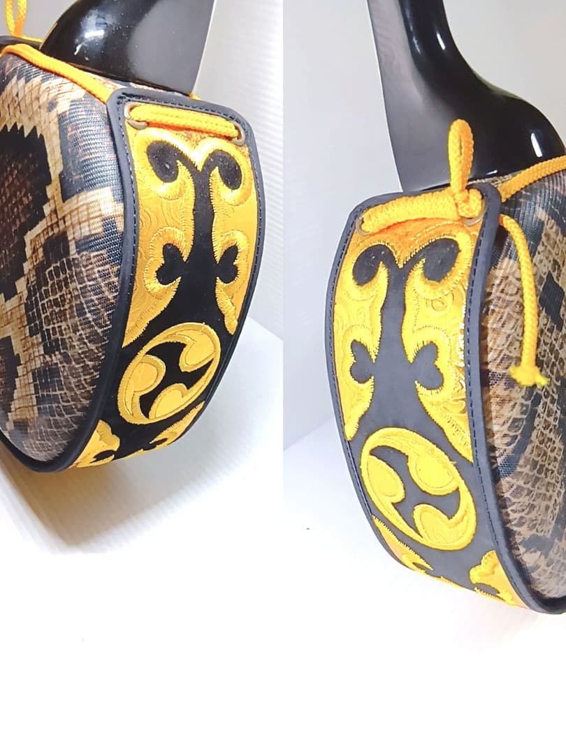 【美品】三線 沖縄 初心者 人工皮 蛇革 蛇皮 民謡 和楽器 付属品 ケース