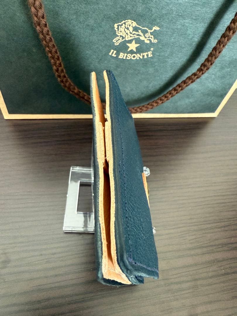 【bg7860】IL BISONTE 二つ折り財布55周年記念限定品