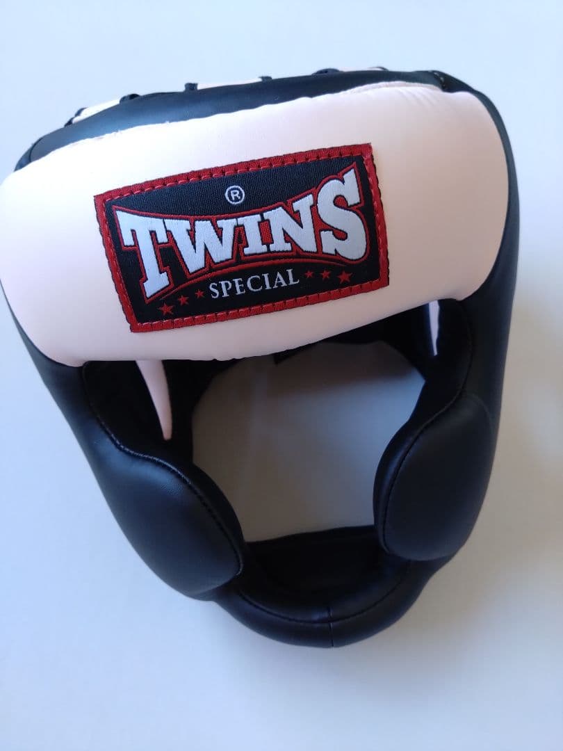 【ペチ】【新品未使用】TWINS SPECIAL ヘッドギア Mサイズ