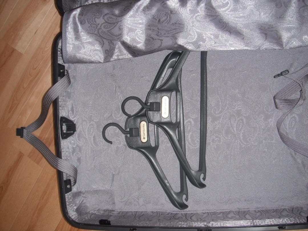 サムソナイト　ハードスーツケース