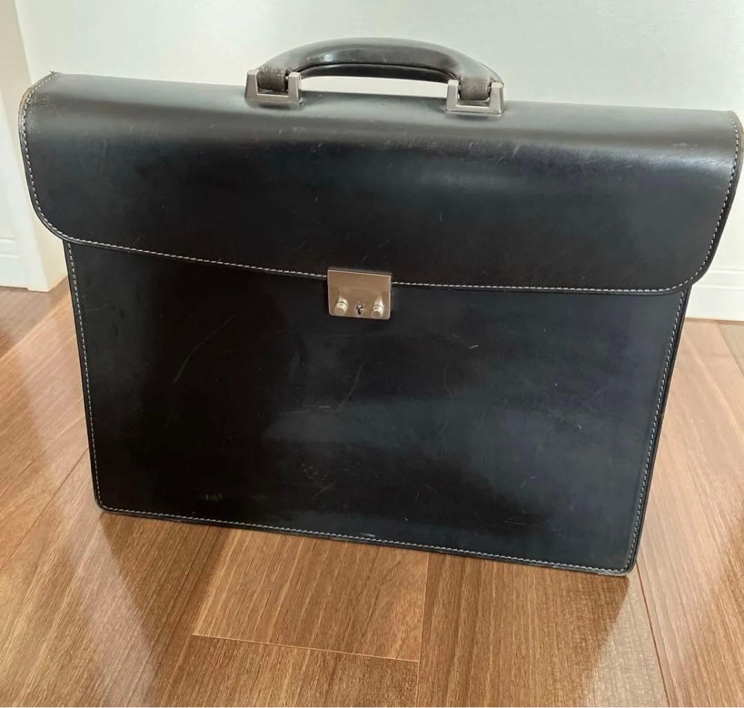 Kitamura レザーブリーフケース