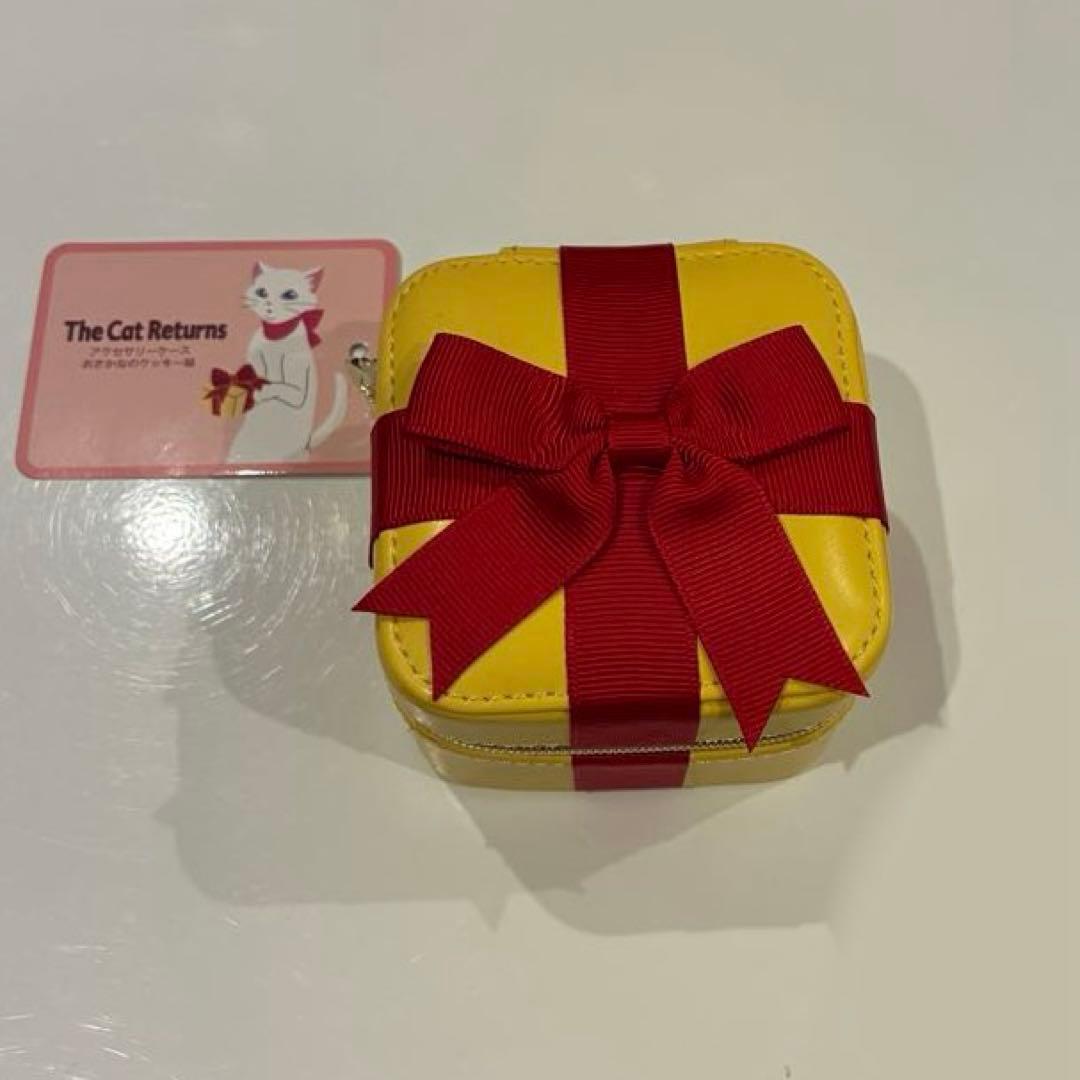 猫の恩返し　アクセサリーケース　ジブリ