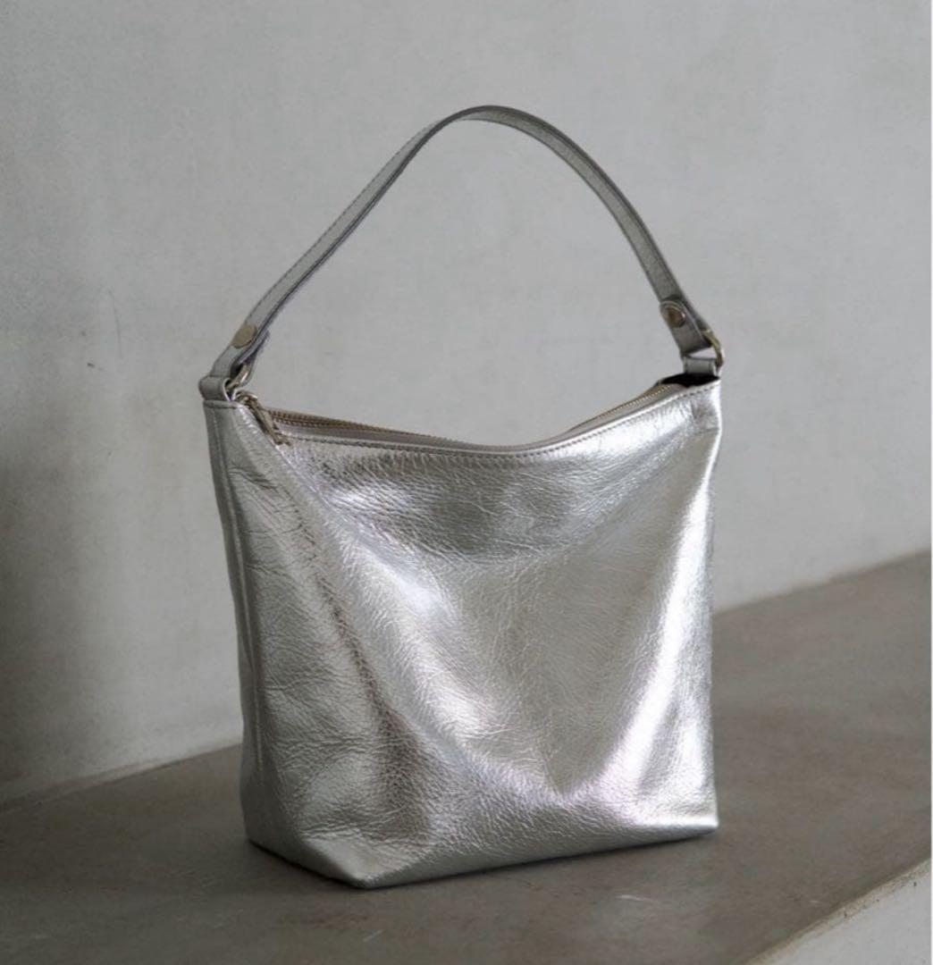 russet ソフトレザーシンプルショルダーバッグ　シルバー　2way