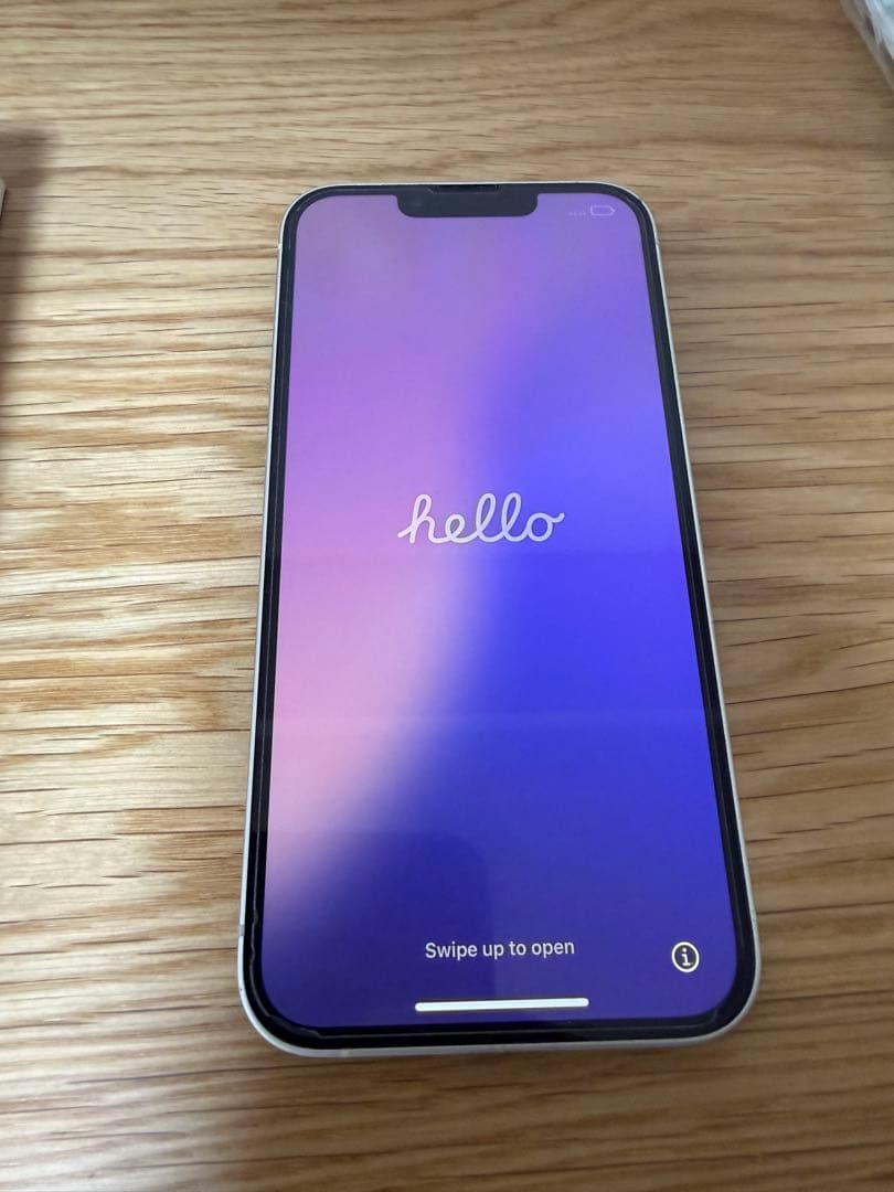 iPhone13 無印　128G スターライト