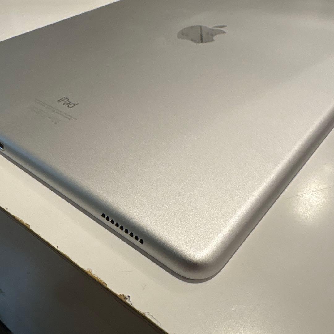 Apple iPadpro 128GB 第1世代　シルバー　Wi-Fiモデル