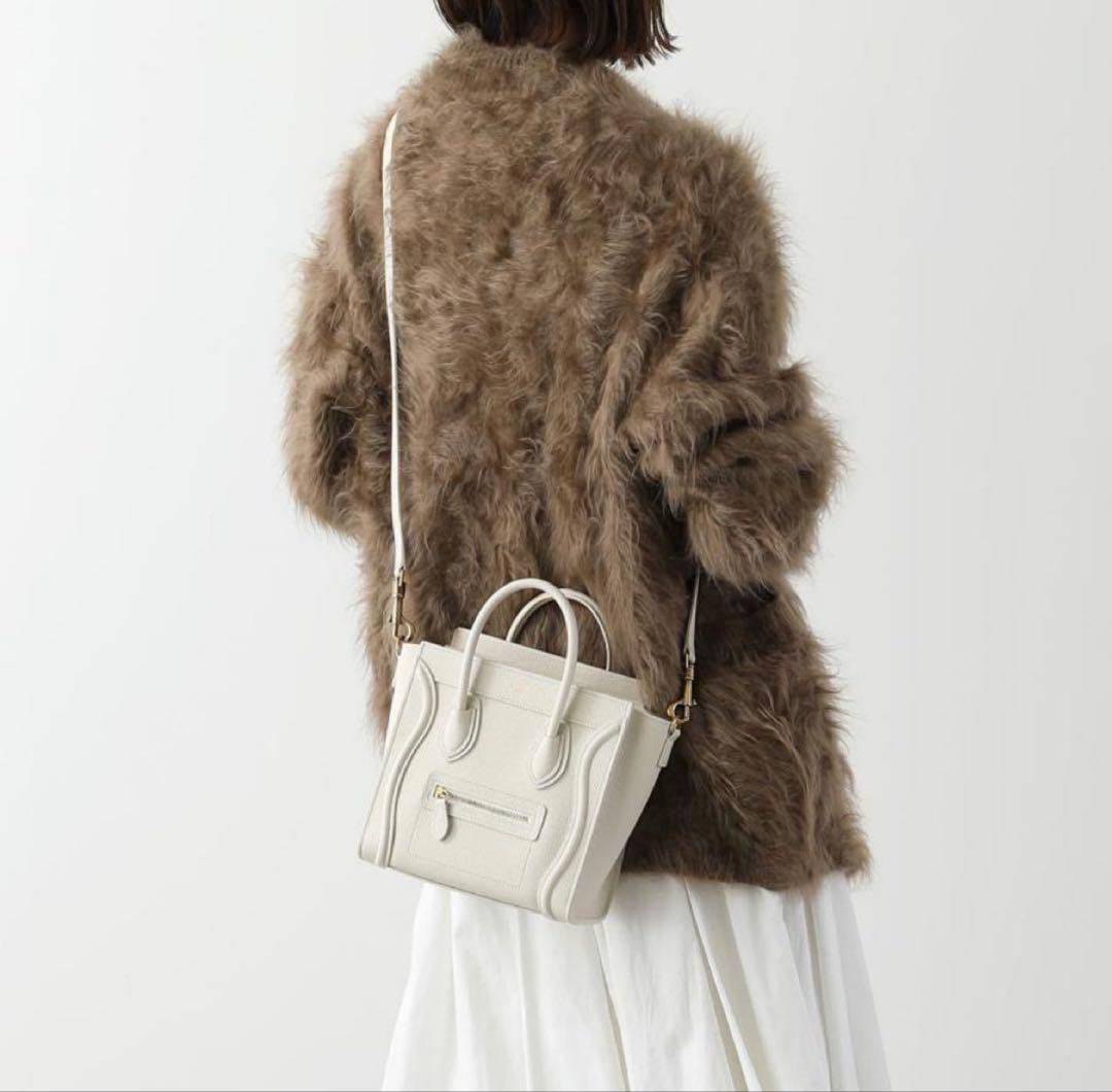 美品！！　CELINE ホワイト ラゲージナノ 189243DRU セリーヌ