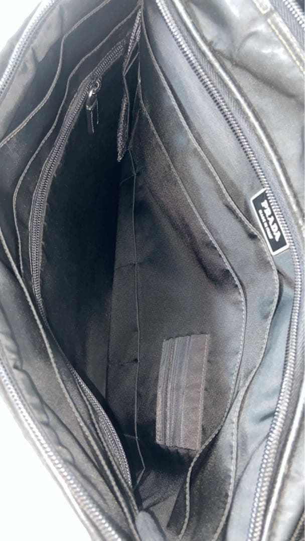 PRADA ビジネスバッグ　三角ロゴプレート　ナイロン　レザー　ブラック