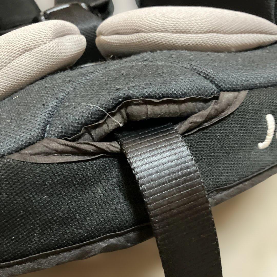 Joie チャイルドシート花柄 双子　新生児　4歳双子　ブラック　ピンク