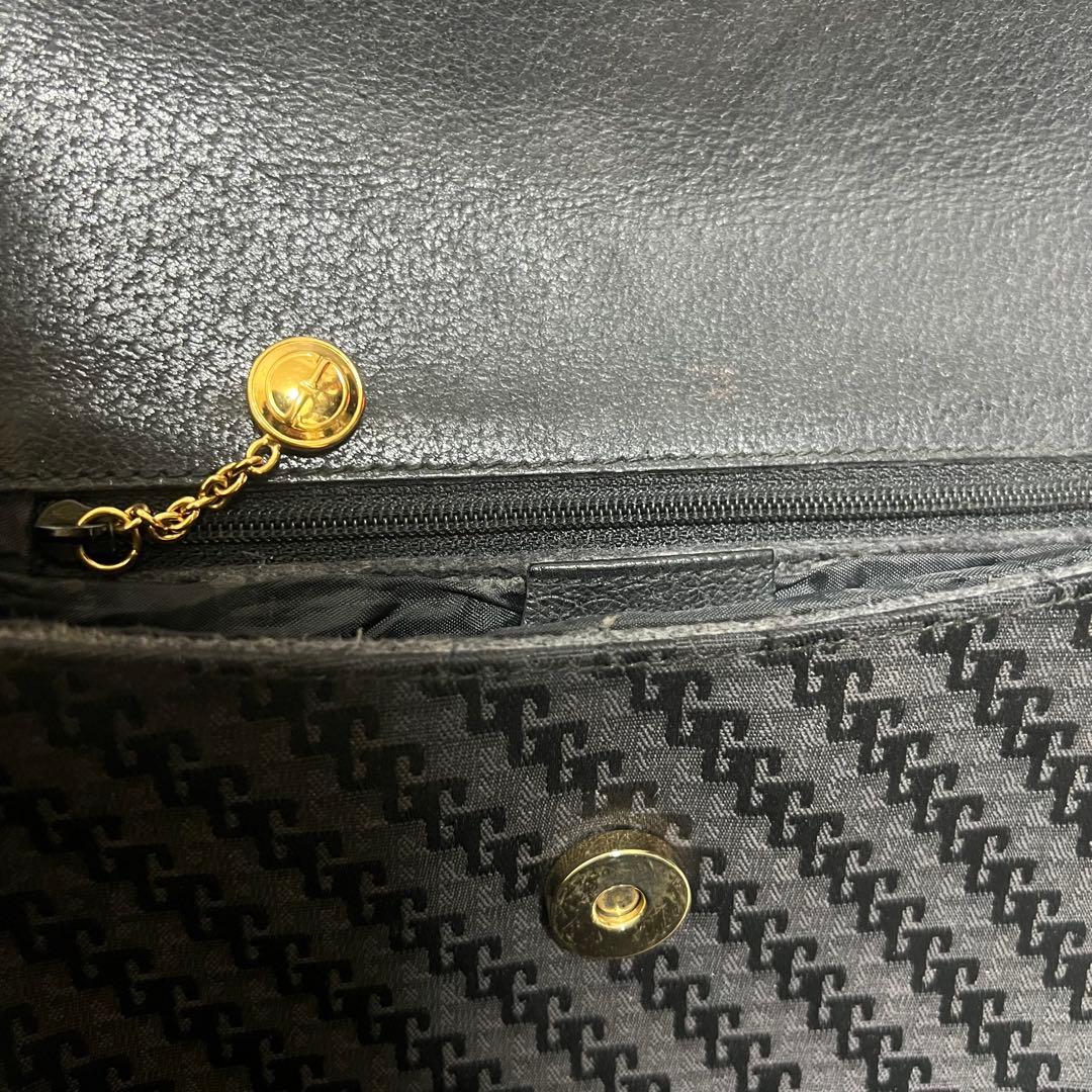 gucci ショルダーバッグ　ワンショルダー　オールドグッチ　ブラック　レザー
