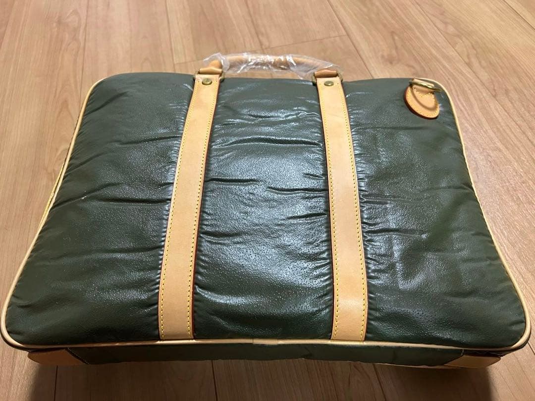 訳あり！！HUNTING WORLD グリーン ビジネスバッグ SPORTING