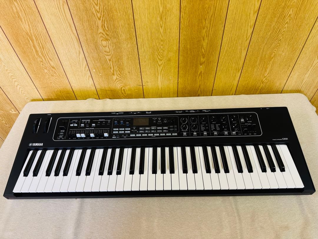 ヤマハ YAMAHA CK61 ステージキーボード シンセサイザー２個口発送予定