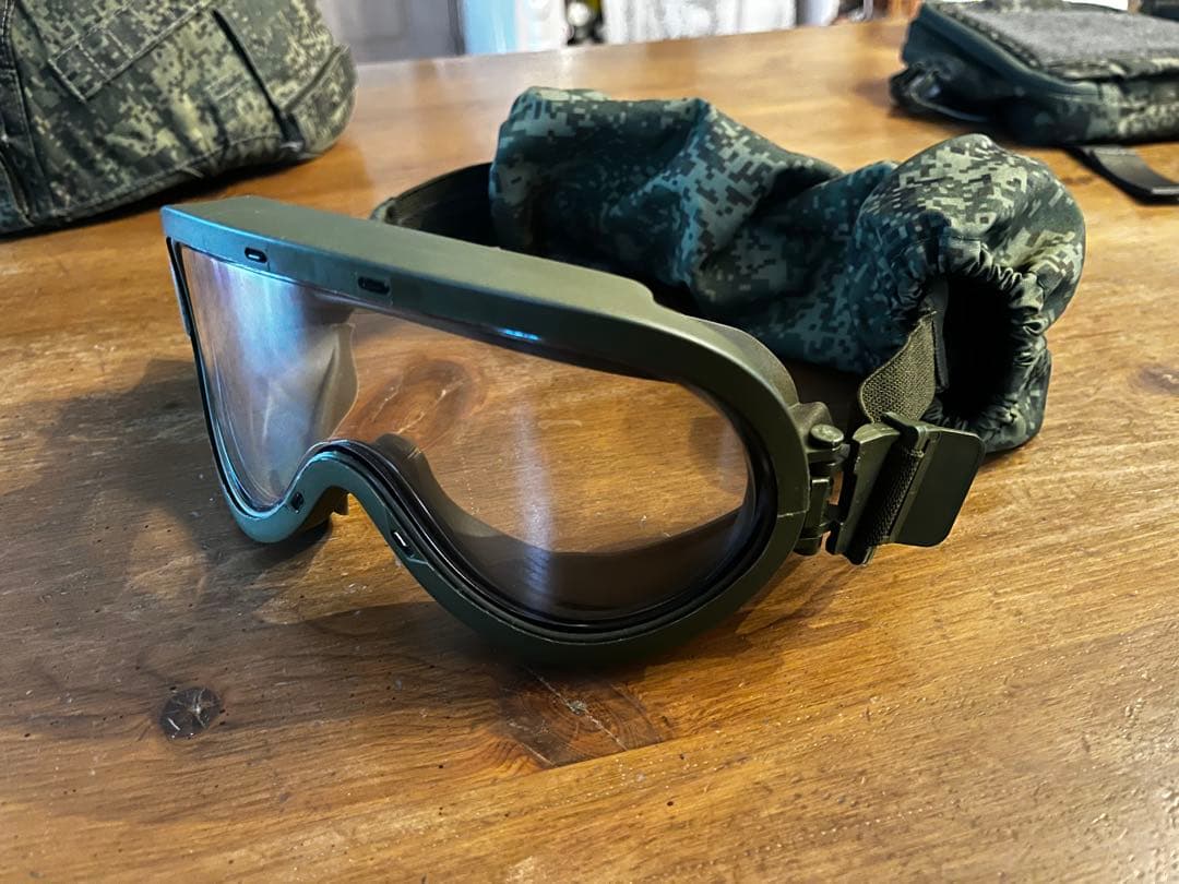 ロシア軍 6B50ゴーグル 収納ポーチ付き