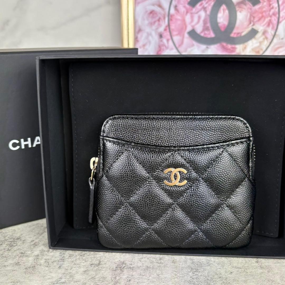 CHANEL キャビアスキン　マトラッセ　ケース　フラグメントケース