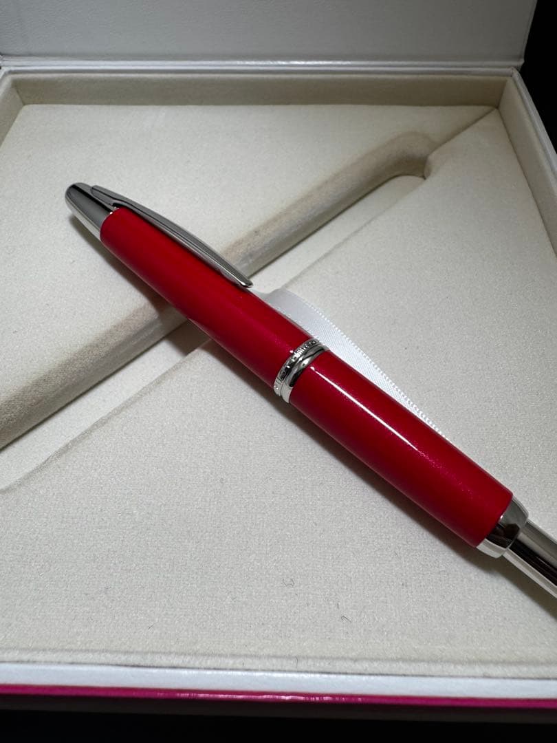 キャップレス万年筆　2022年　レッドコーラル
