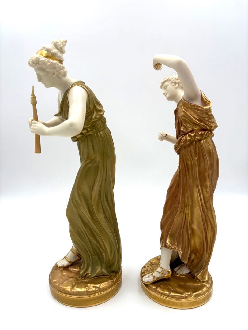 Worcesterロイヤルウースター1827 1828フィギュリン2体