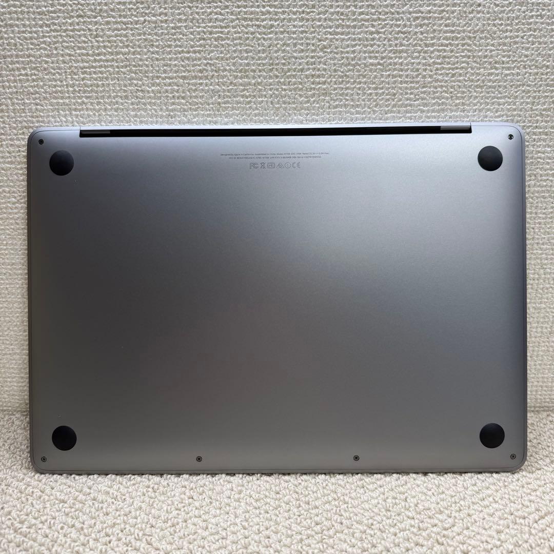 美品MacBook Pro 13 i5 8G 1TB 2017 Apple