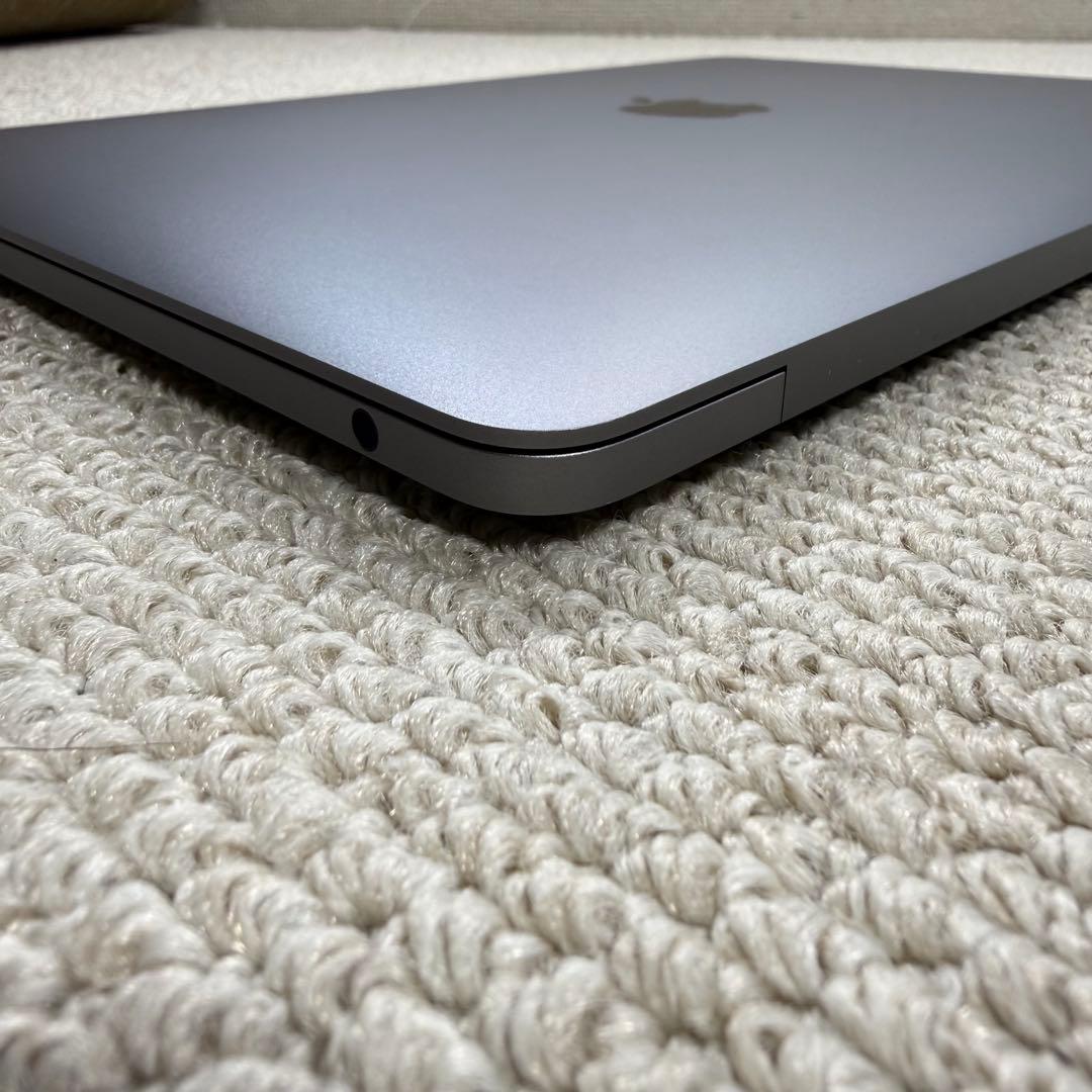 美品MacBook Pro 13 i5 8G 1TB 2017 Apple