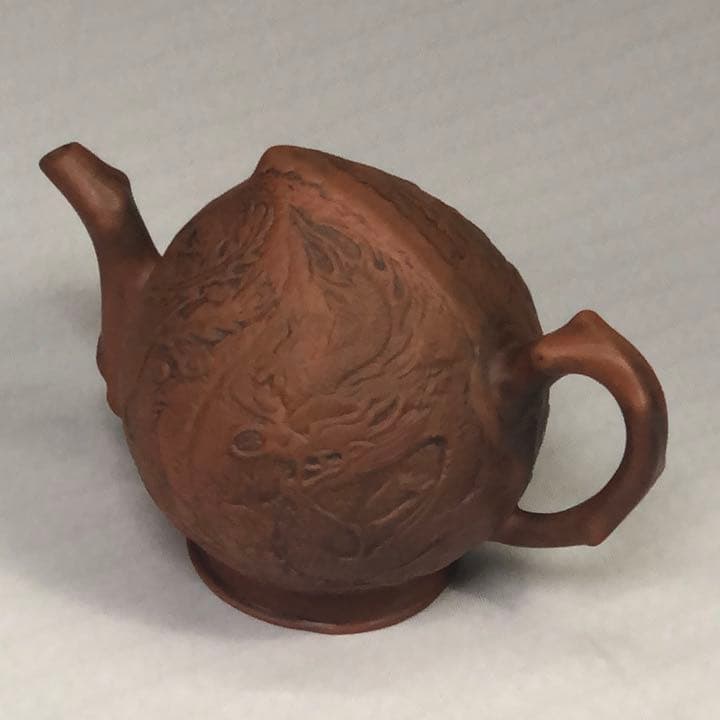 松永朱泥龍仙人文桃型水滴急須