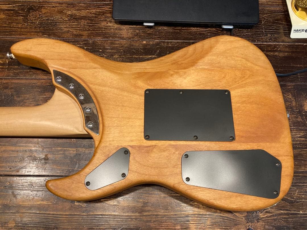 美品　Washburn N3　NUNO BETTENCOURT Model