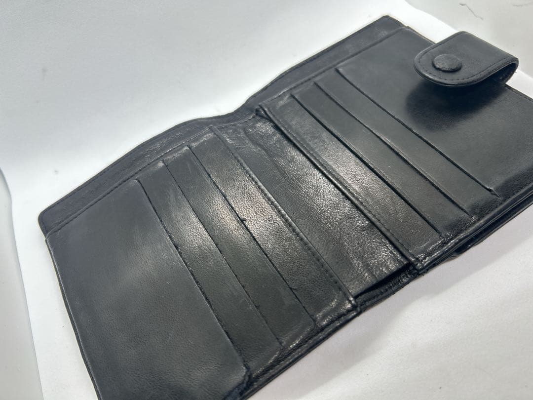 CHANEL　シャネル　二つ折り財布　ココマーク　ラムスキン/604