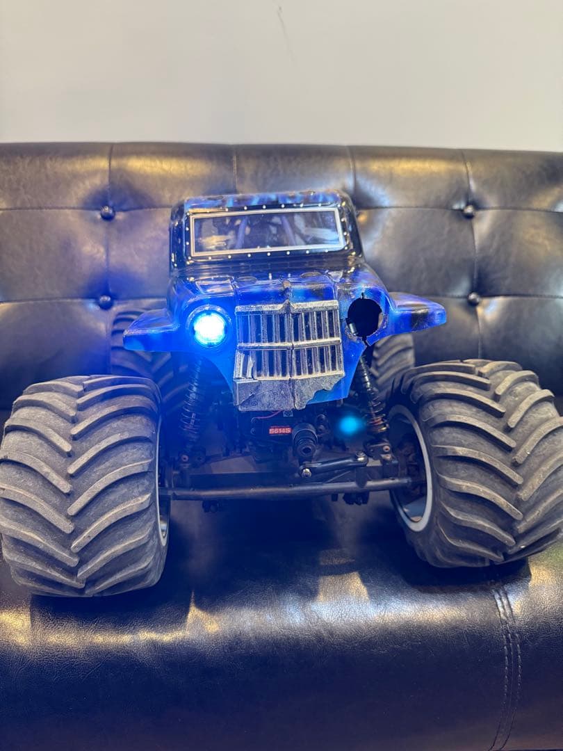 あぼあぼあぼ様売り切り1/8 LOSI LMT Son Uva Digger