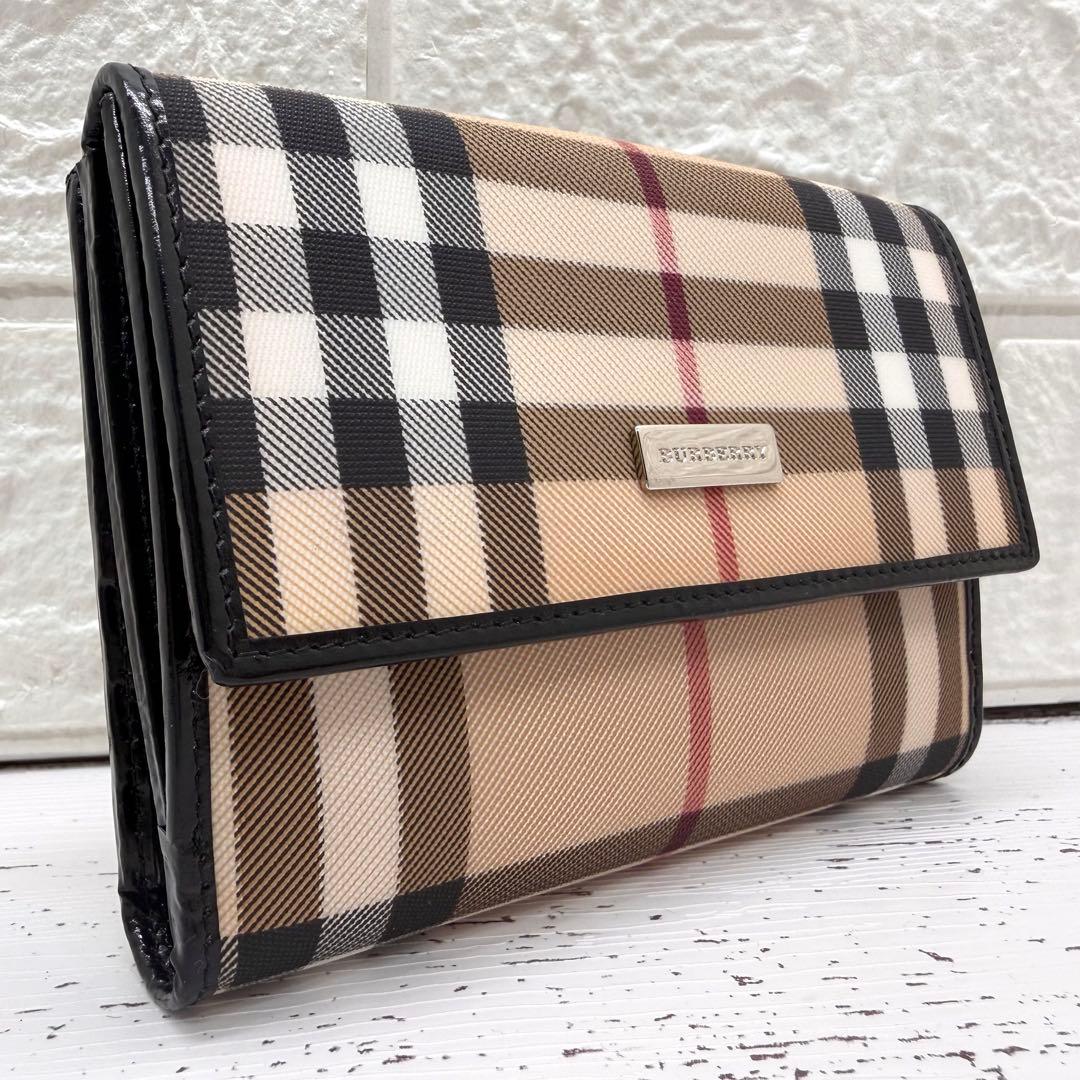 未使用　バーバリー　折り財布　ノバチェック　レザー　ロゴ金具